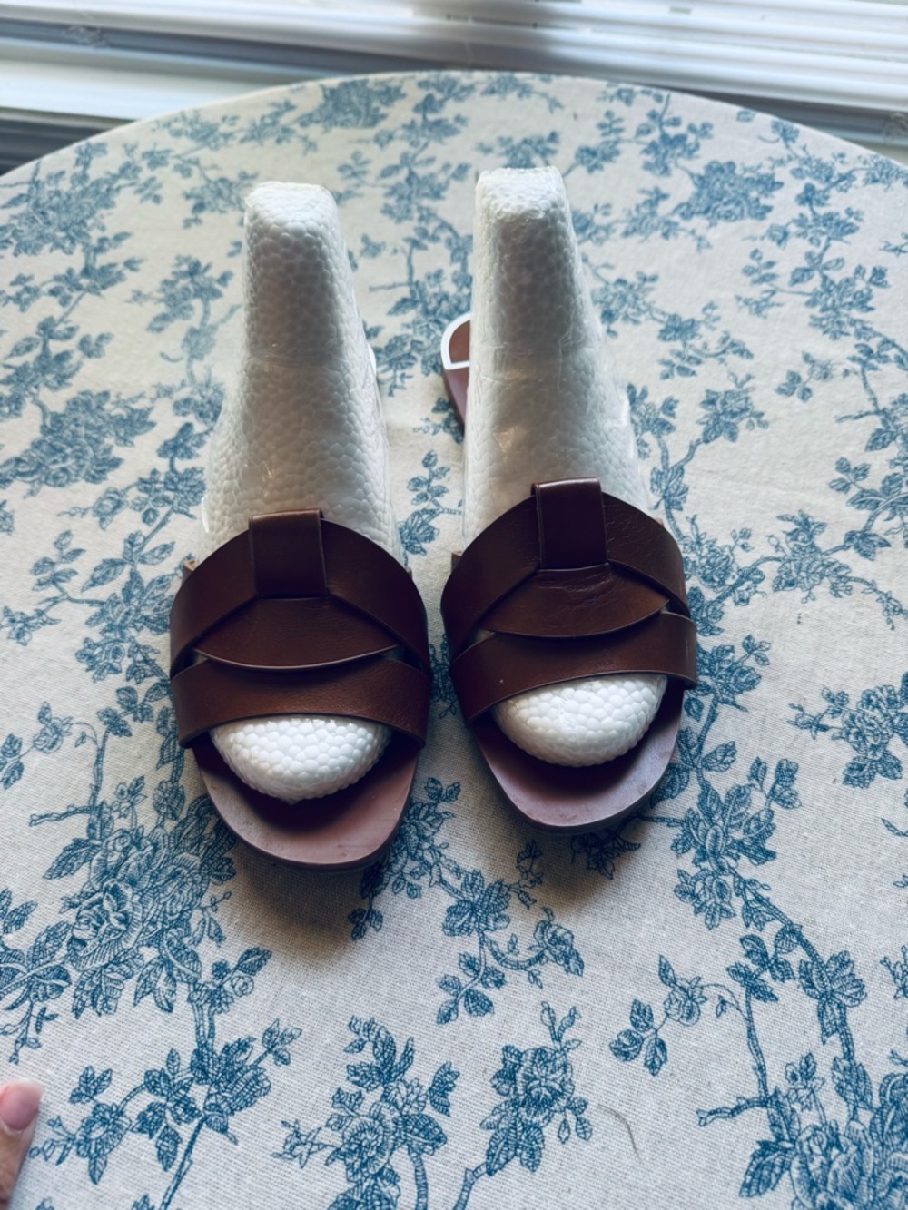Zara Women’s Brown Leather Slide Sandals